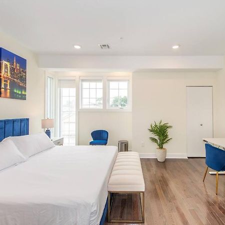 Stylish Chic Condo Nyc At Fingertips Норт-Берген Экстерьер фото